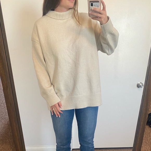 H&M cream turtleneck sweater size women’s small - Picture 5 of 9